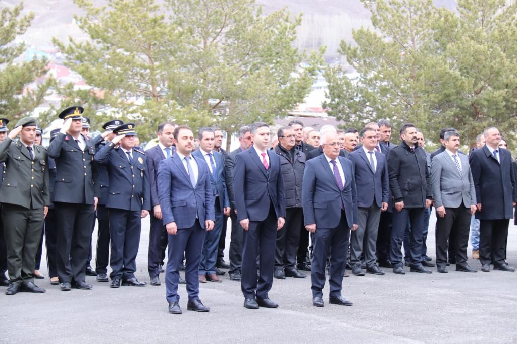 18 MART ÇANAKKALE ZAFERİ VE ŞEHİTLER GÜNÜ ÇELENK SUNMA PROGRAMI