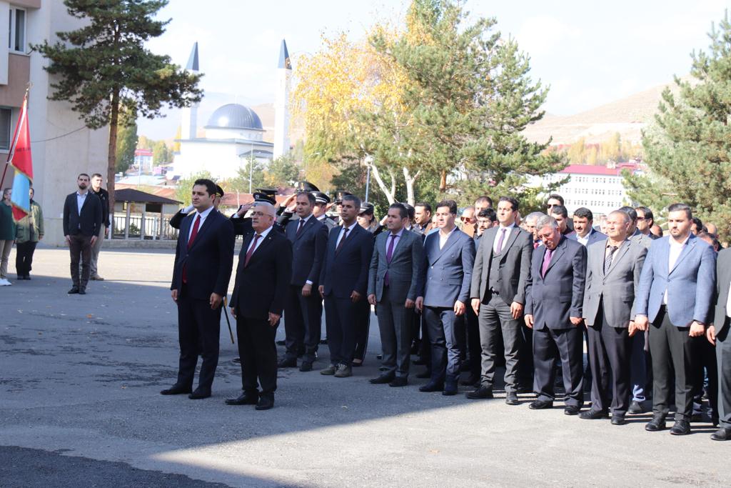 29 EKİM CUMHURİYET BAYRAMI ÇELENK SUNMA PROGRAMI