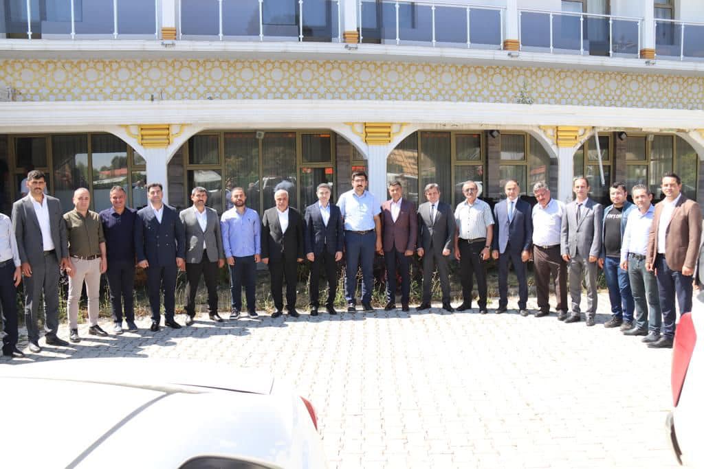KAYMAKAMIMIZ SN. EMRE ZEYREK ONURUNA VEDA YEMEĞİ DÜZENLENDİ